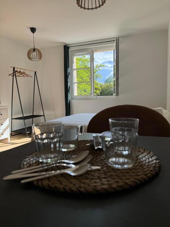Comme A La Maison Crest Luaran gambar